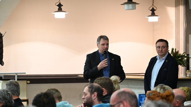 Auf dem Bild ist Stefan Fricke (2. Beigeordneter der Stadt Arnstadt) zu sehen. 